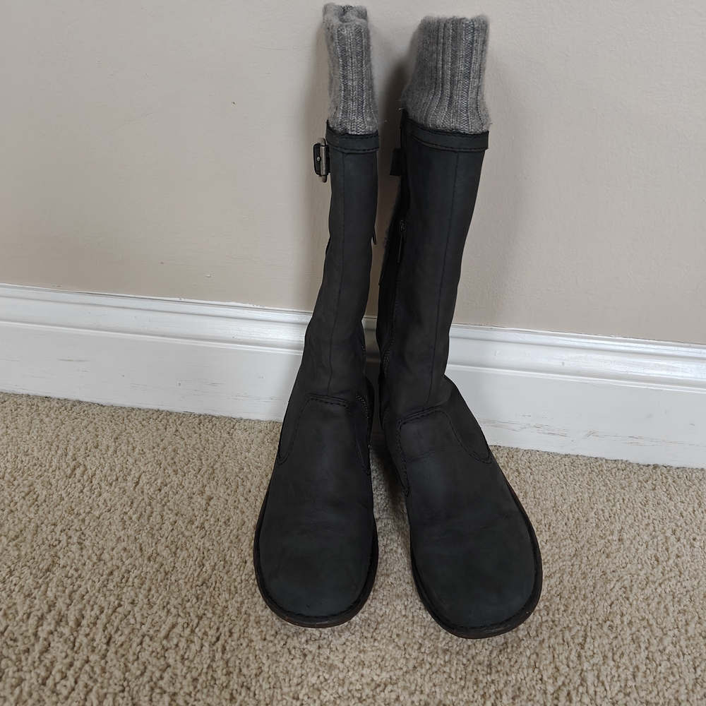 UGG Olive Green Winter Boots with Gray Knit Cuff